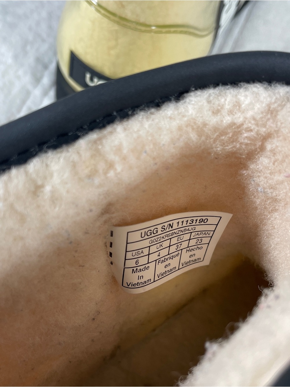 UGG Waterproof Fur Lined Rain Boots Women’s Size 6 - Picture 8 of 8